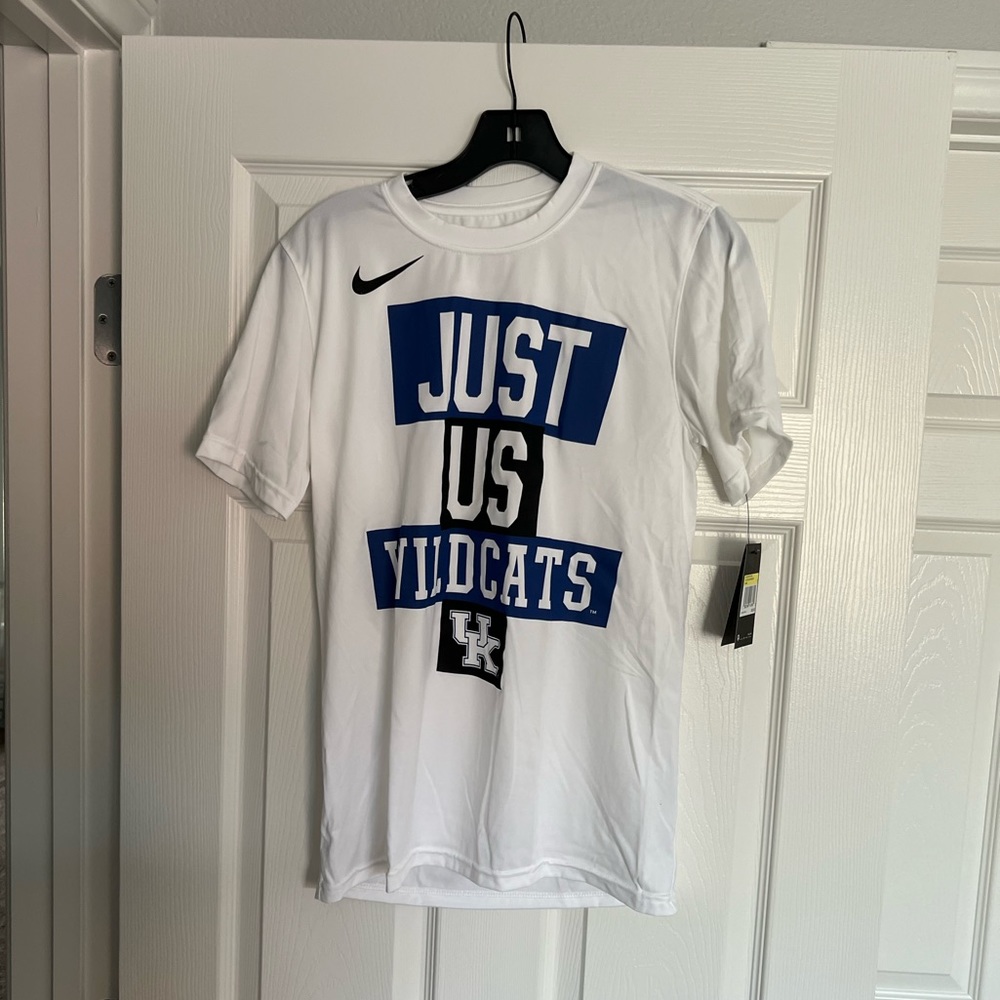 NWT Nike Dry Univ of Kentucky T-Shirt